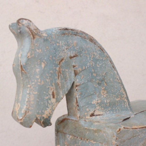 英国ヴィンテージの青い木馬の顔