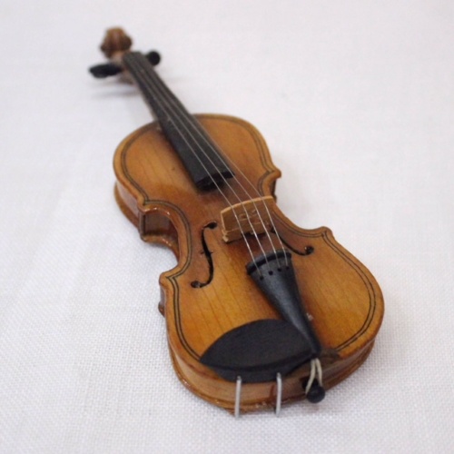 英国ヴィンテージのミニチュアバイオリン